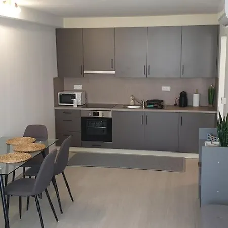 דירה Capital Apartman *